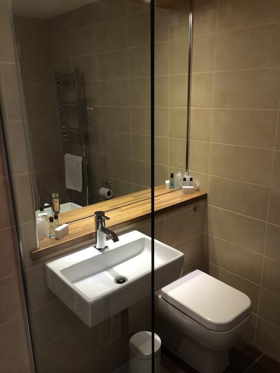 Abbotsford Hotel Dumbarton Zimmer foto